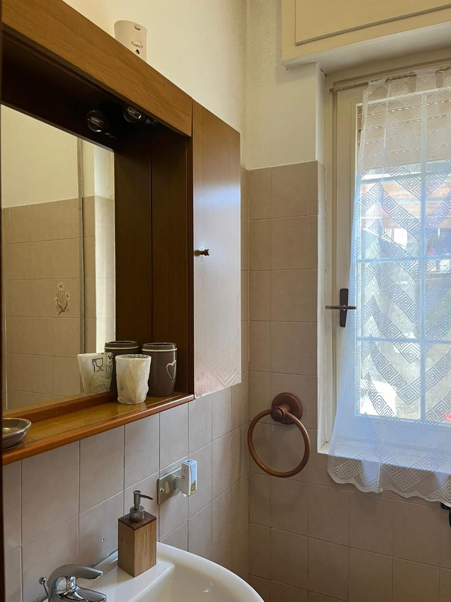 Casa Castel Apartment Civate Luaran gambar