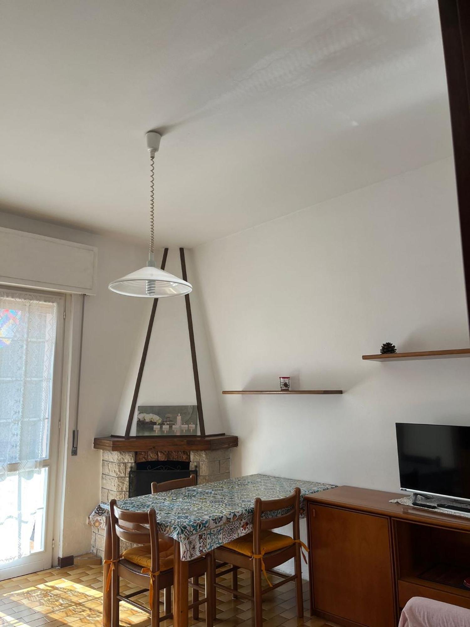 Casa Castel Apartment Civate Luaran gambar